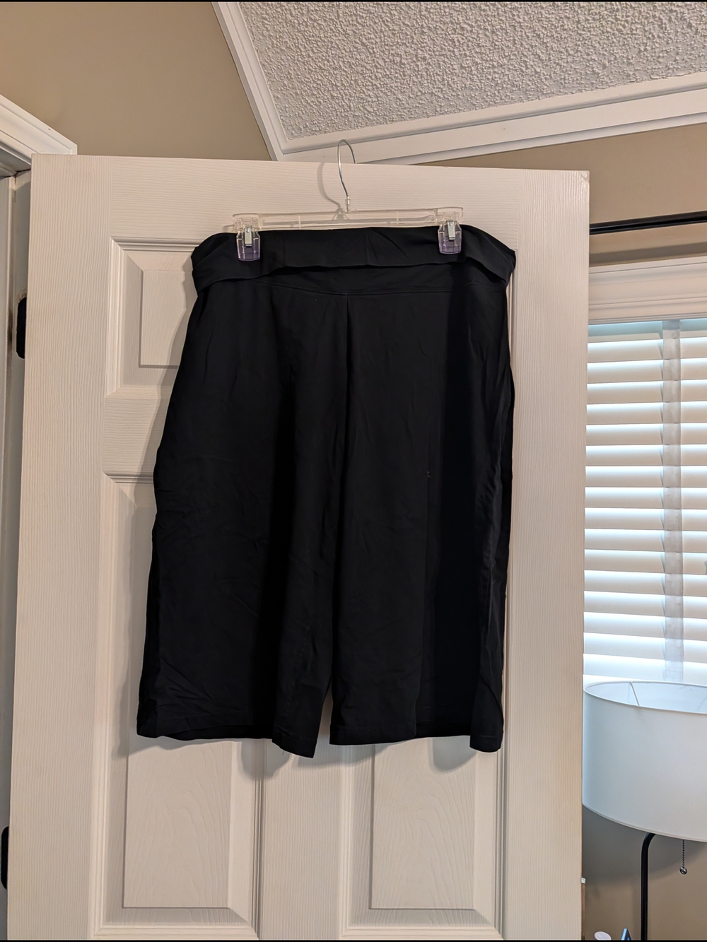 Merona Black Capris with Wide Waistband